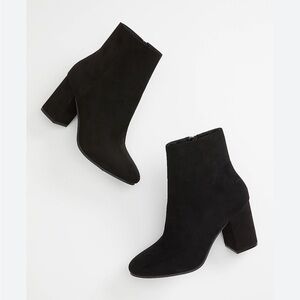 Qupid Black Faux Suede Heel Ankle Malone Boots Booties Women’s Size 8